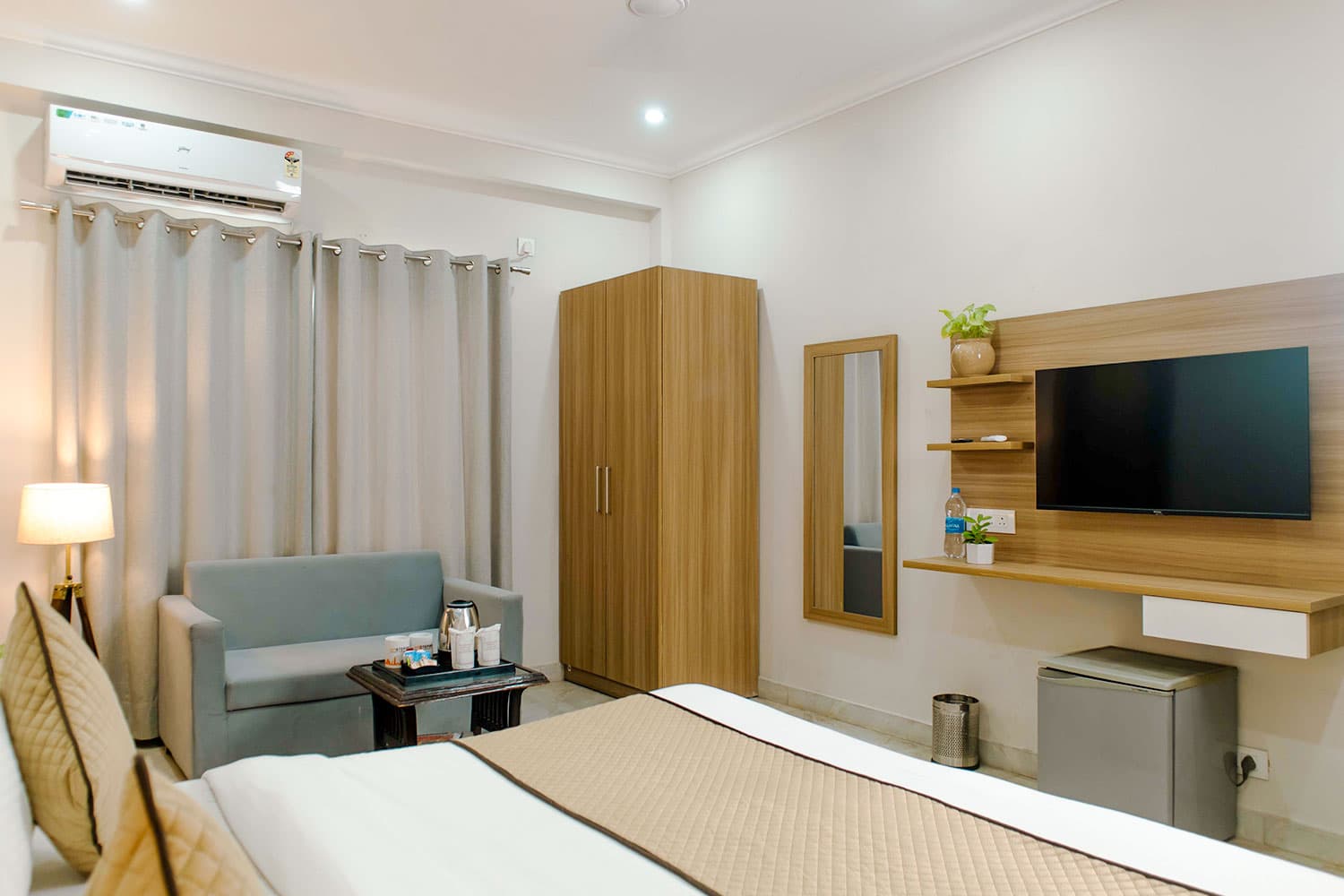 Executive Room lounge corner